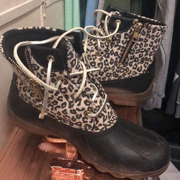 Sperry - Picture 3 of 7